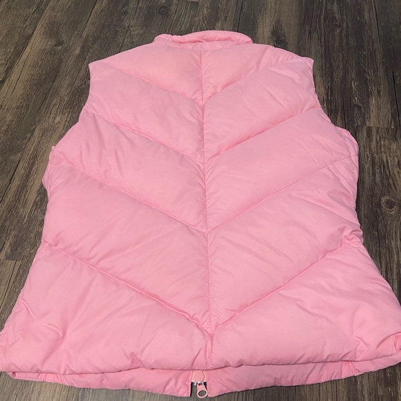 Add down vest - Picture 3 of 11